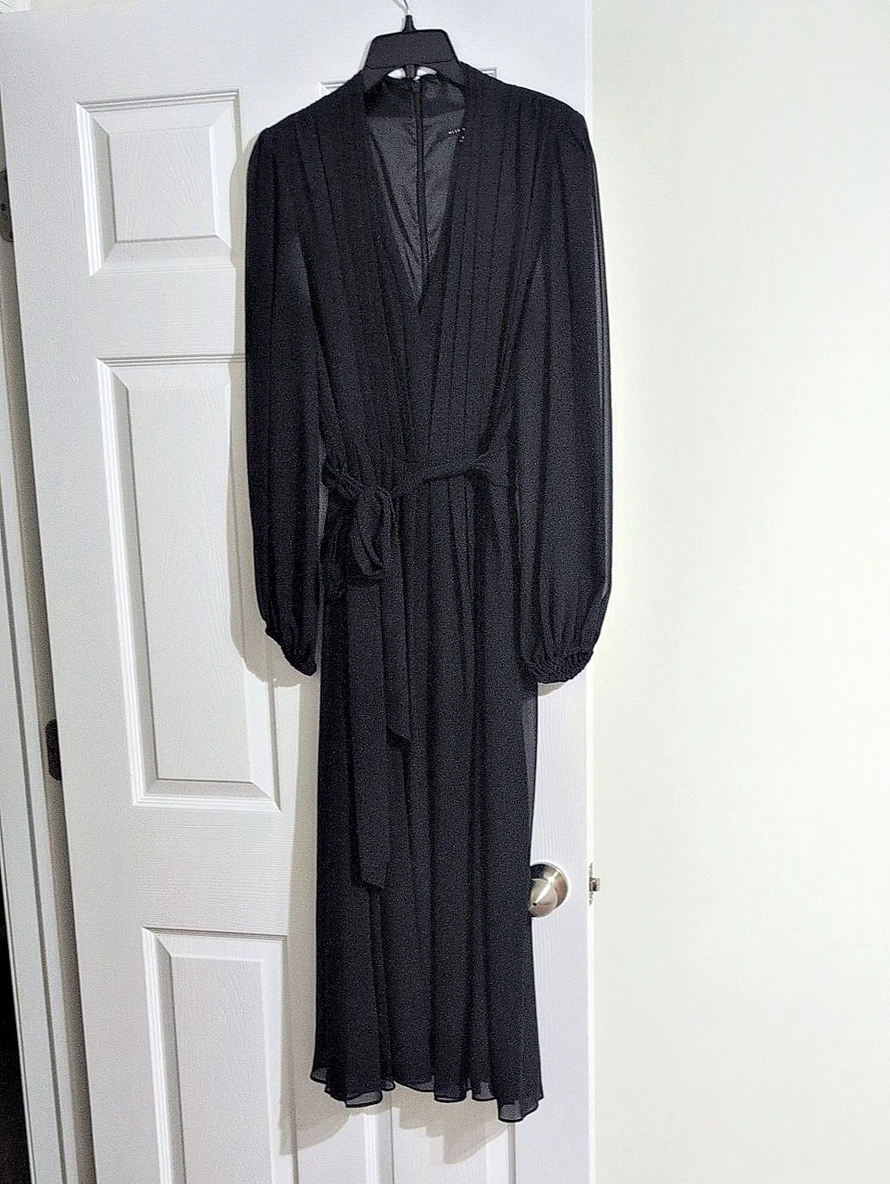 Alex Marie Pleated Maxi Dress in Black Size 10